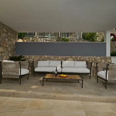 Orlando's Dream Villa *