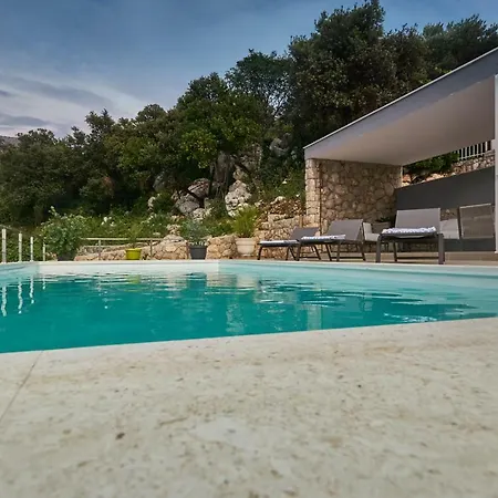 Orlando's Dream Villa *